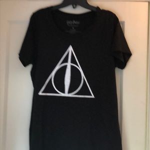 Harry Potter T-shirt.